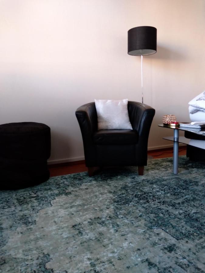 Apartment Kivistoe, 2 Km From Centrum, Free Wifi And Parking, No Smoking, Allergenes Jyväskylä Exterior foto